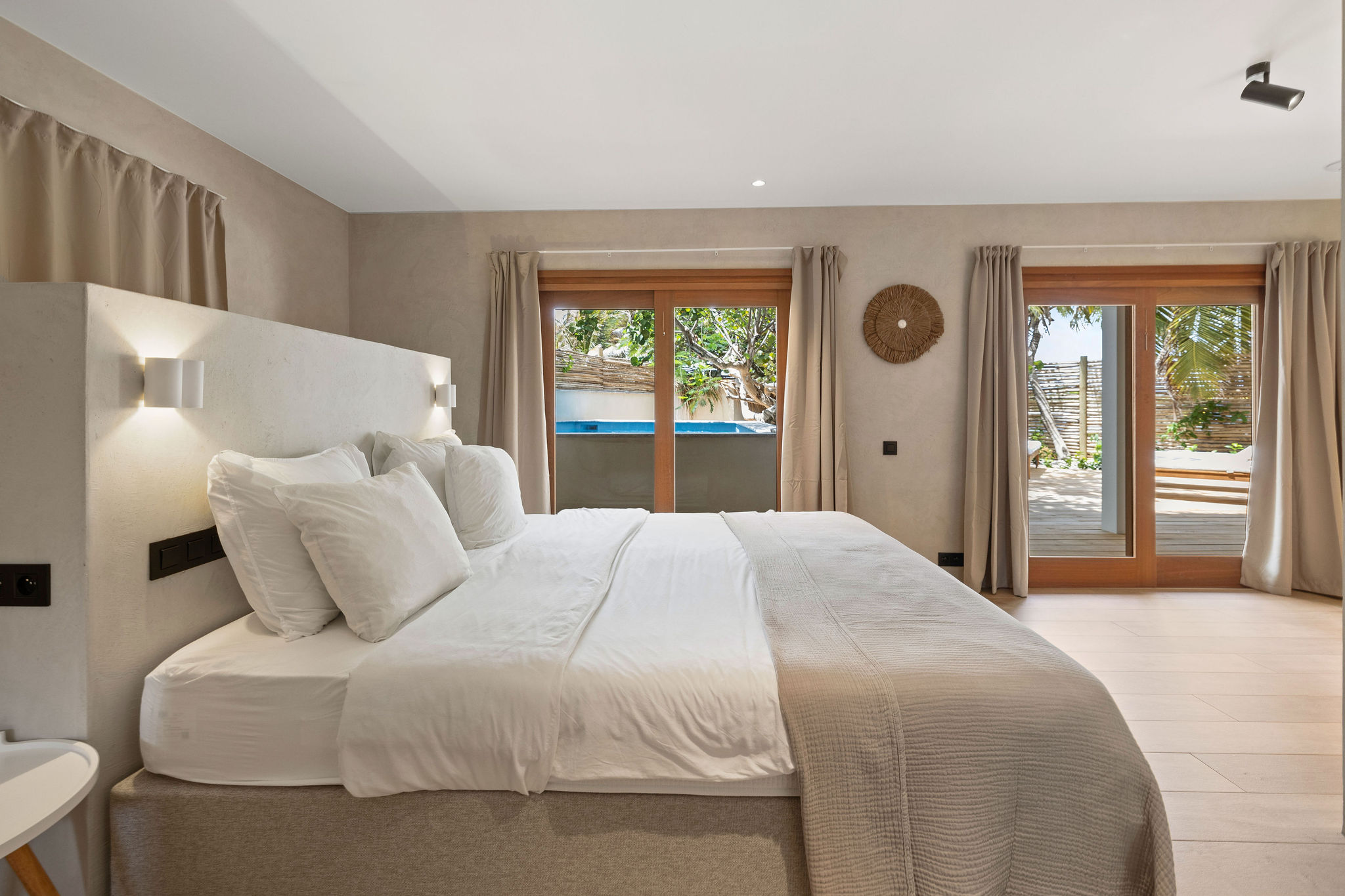 Master bedroom 1