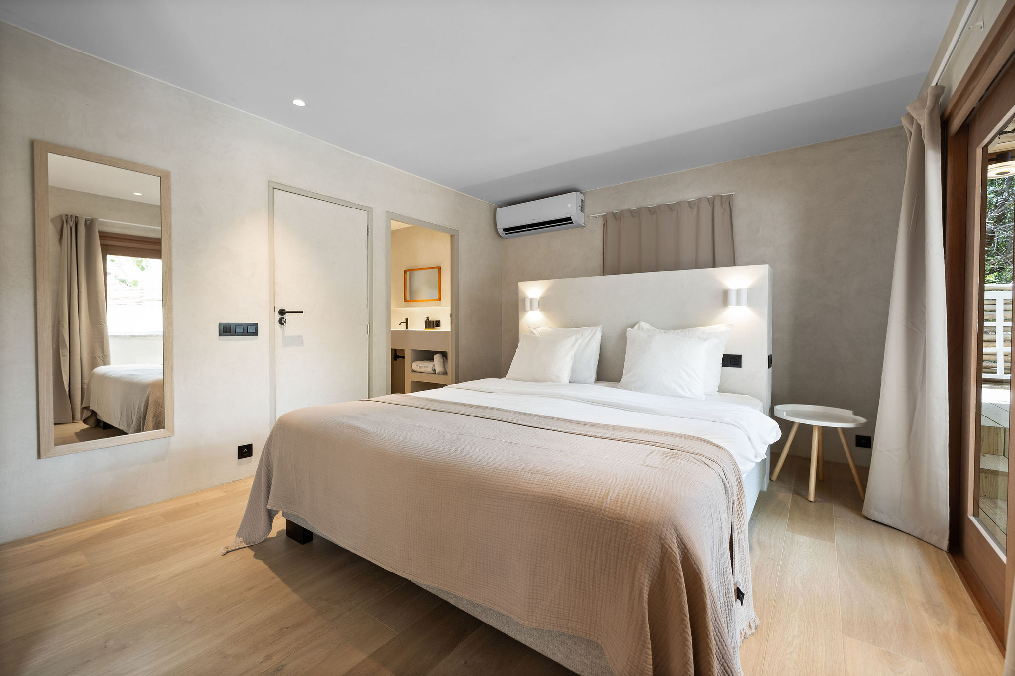 Master bedroom